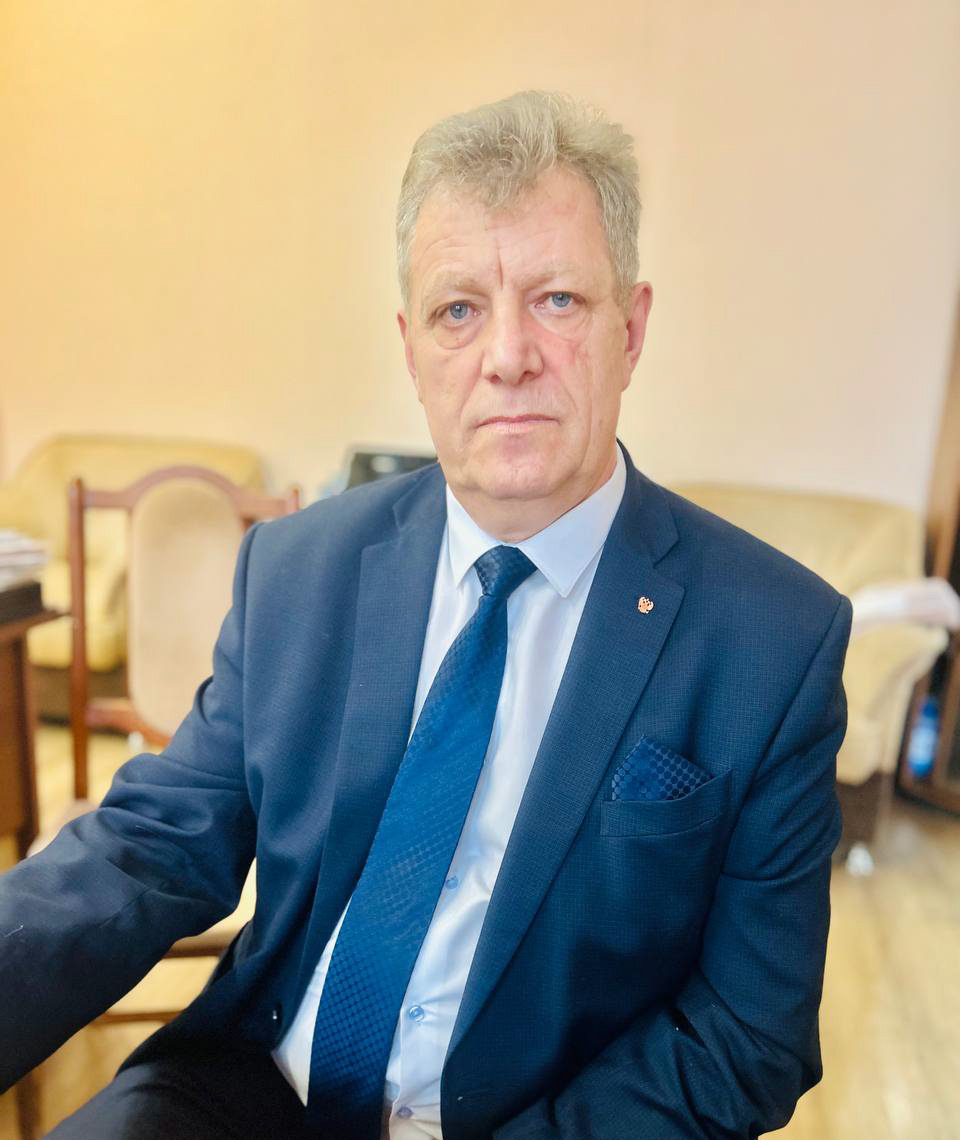 Гейнрих Александр Владимирович.